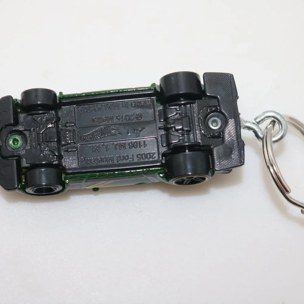 Hot Wheels '05 Mustang key chain modified OOAK